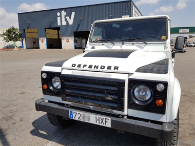 Landrover Defender passes ITV import test in Murcia Landrover Defender at ITV